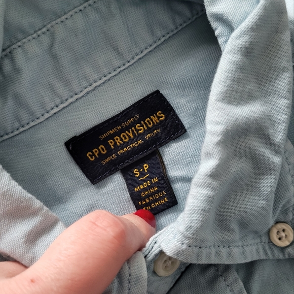 Shirt with buttons - Picture 4 of 4